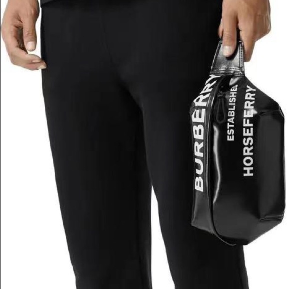 Authentic Burberry belt 💼